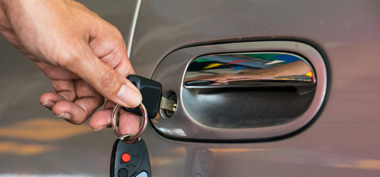 Car door lock repair in Hesperia
